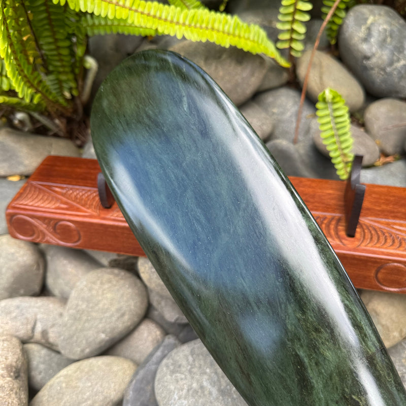 Pounamu  Mere On A Stand