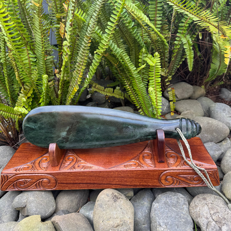 Large Pounamu Mere 3