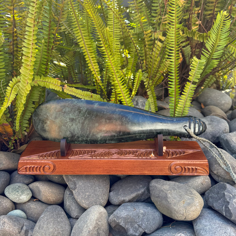 Pounamu  Mere On A Stand