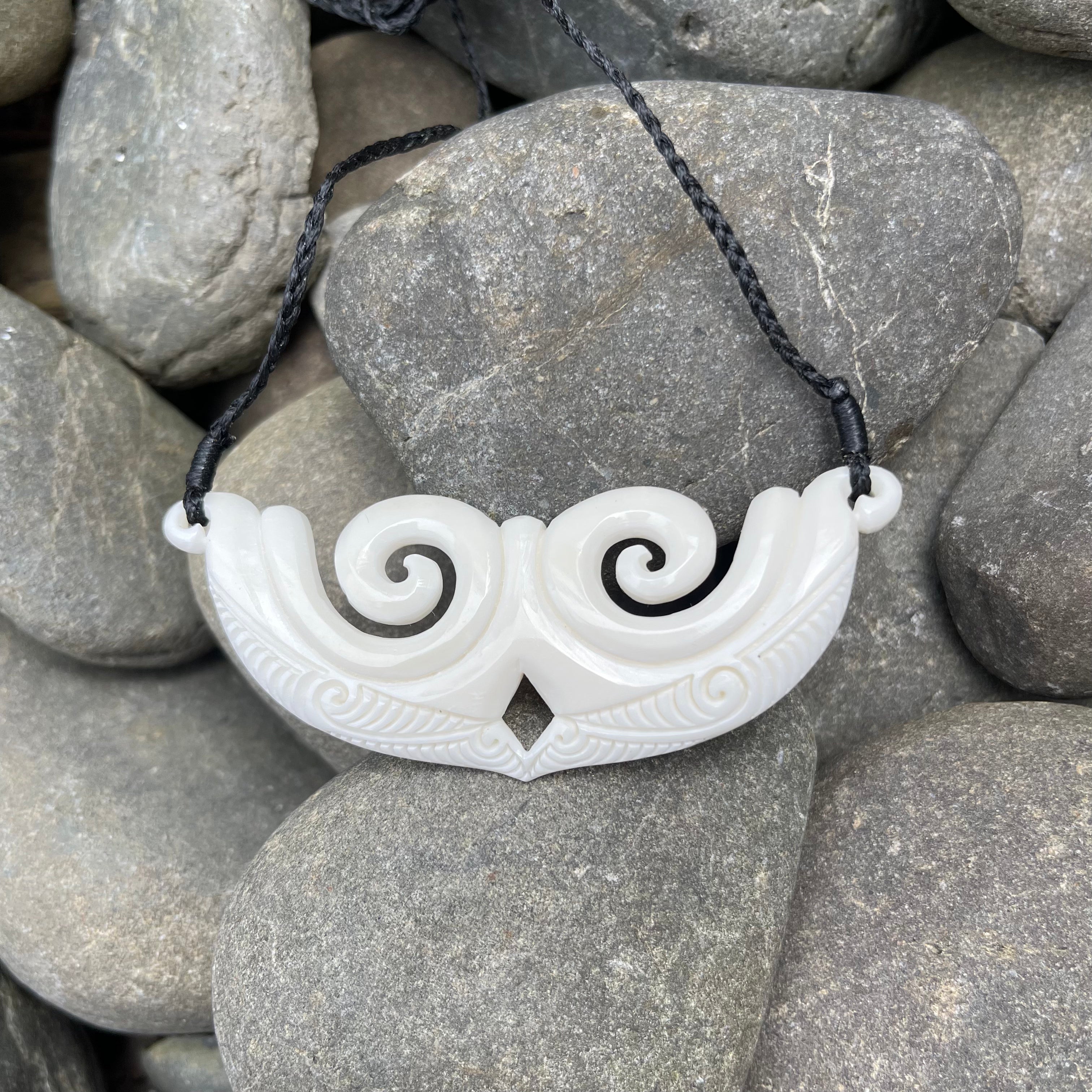 Plate Koru Koru Breastplate – Tarati Design