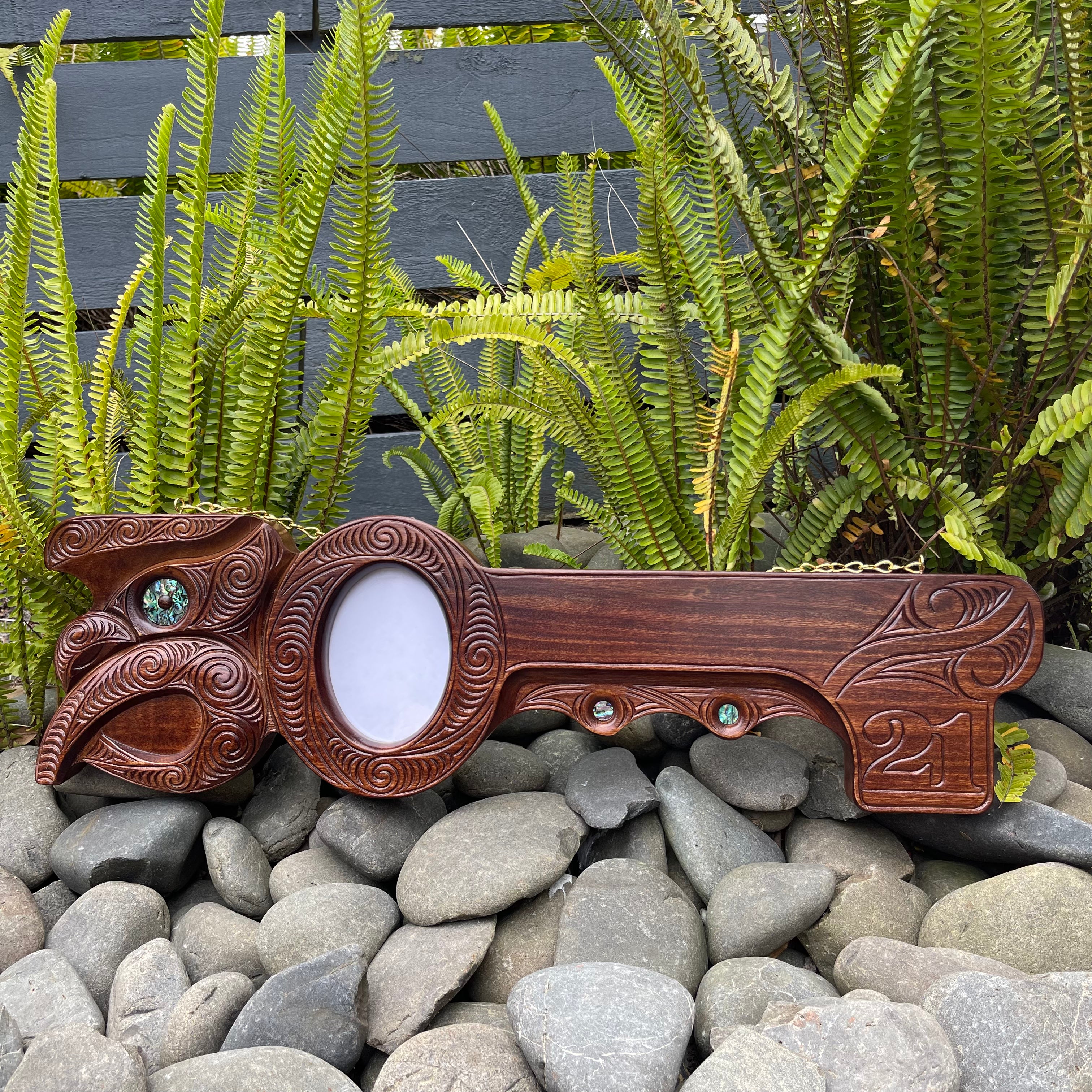 21st Mask Key With Photo – Tarati Design