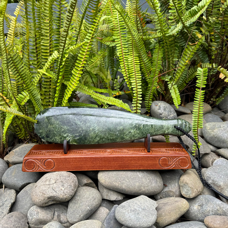 Pounamu  Mere On A Stand