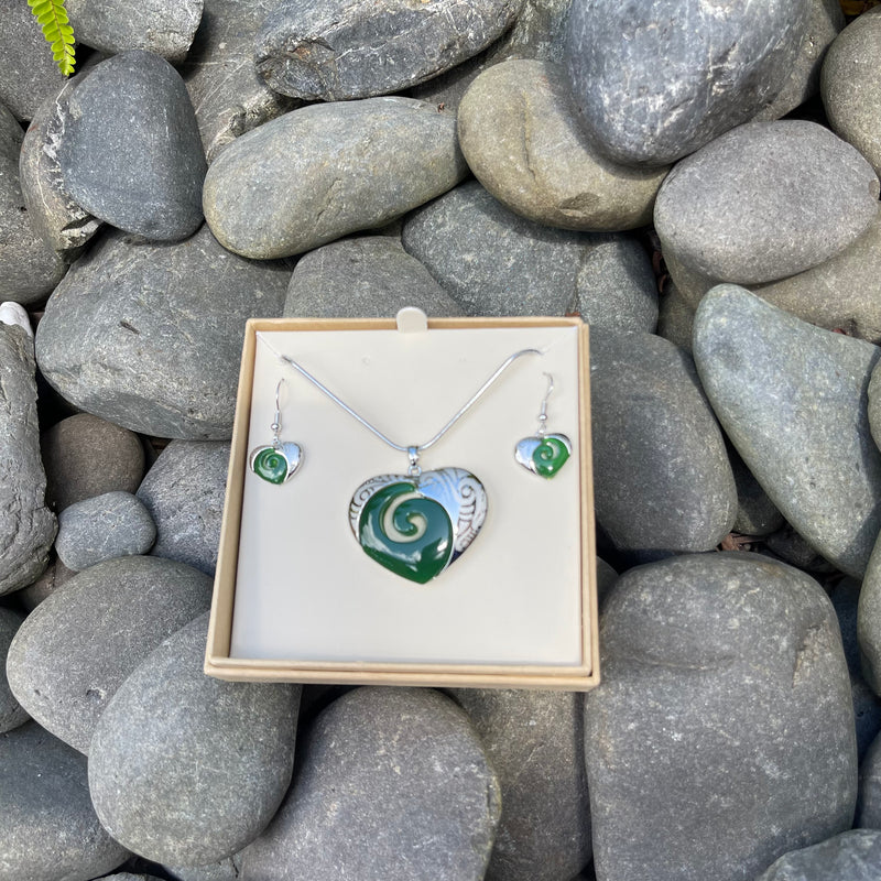 Green Koru Heart Jewellery Set