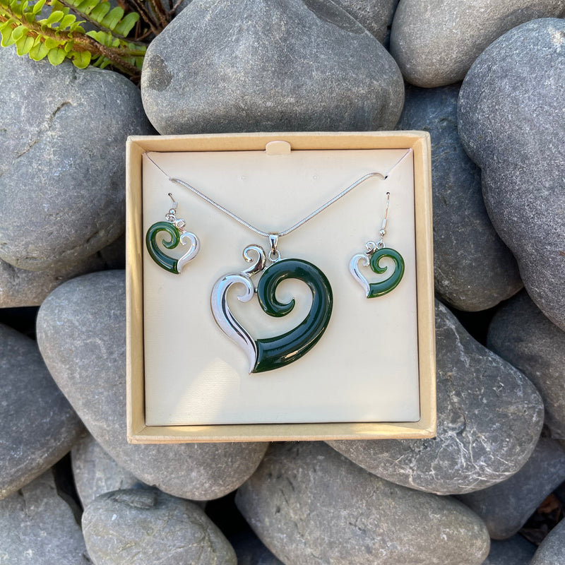 Green Koru Heart Jewellery Set