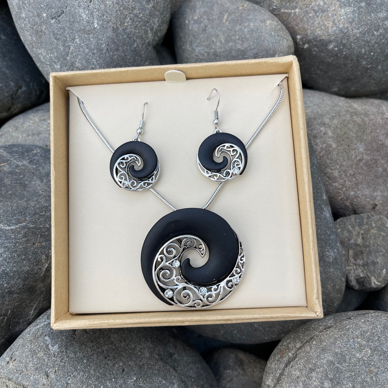 Black Koru Ox-Silver Necklace Set